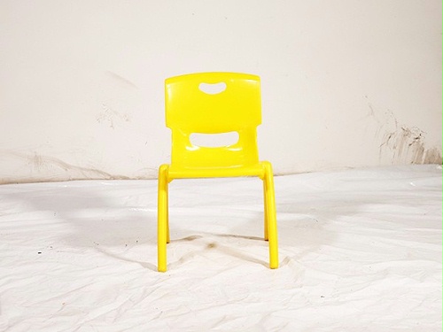 塑料椅子