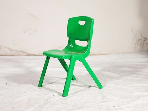 塑料椅子